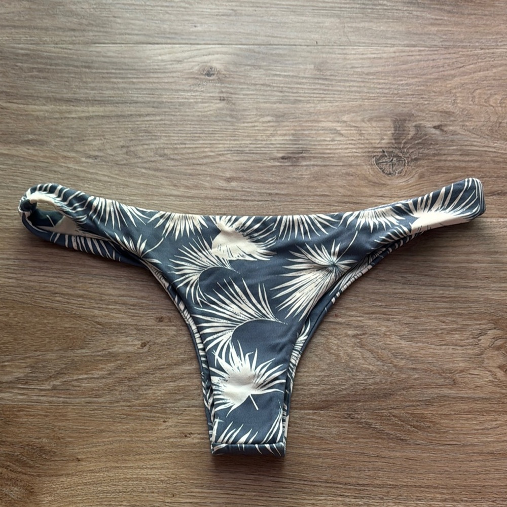 Midori Kai Bottoms